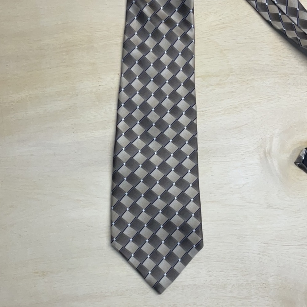 Gianfranco RUFFINI 100% imported silk print tie